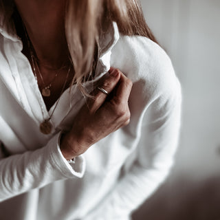 WHITE Whisper v neck collar sweatshirt *NEW*