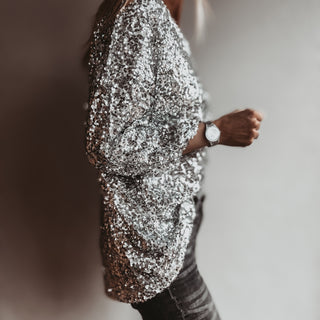 Relaxed Silver Sequin top *NEW*