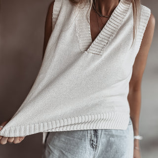 Rita VINTAGE WHITE knitted V tank *NEW*