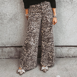 Leopard flared jeans *NEW*