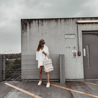 Ithaca VINTAGE WHITE V neck tunic