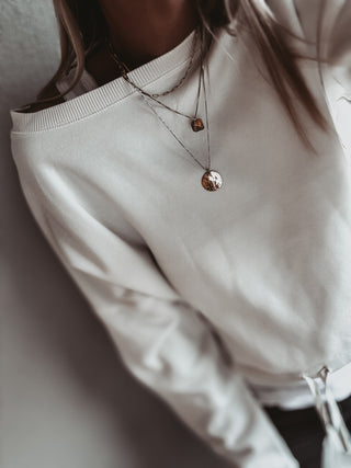 Native slightly cropped CREAM sweatshirt *relaxed style*