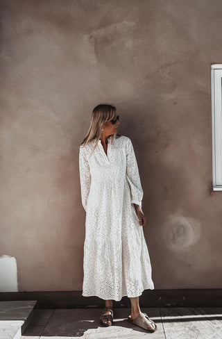 Broderie Anglaise vintage white dress