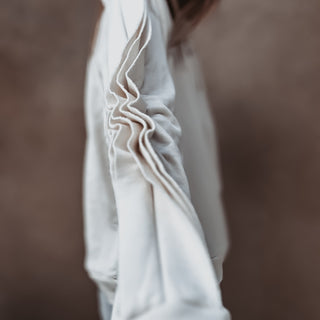 Vintage white ruffle sleeve sweatshirt *NEW*