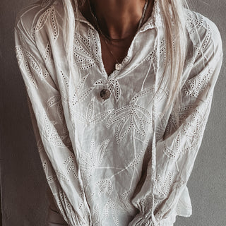 CREAM ceretto blouse  *NEW*
