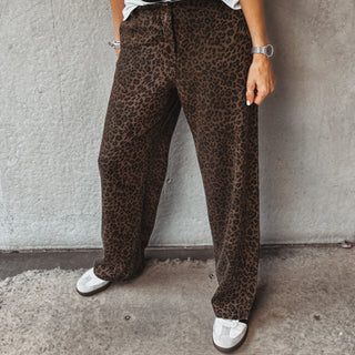 Leopard wide jeans *NEW*