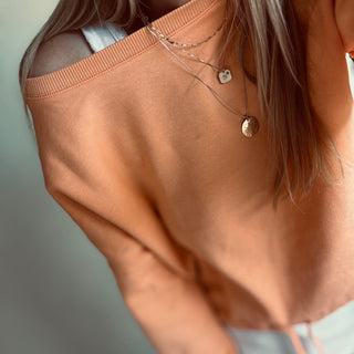 Native slightly cropped CORAL sweatshirt *relaxed style*
