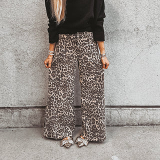 Leopard flared jeans *NEW*