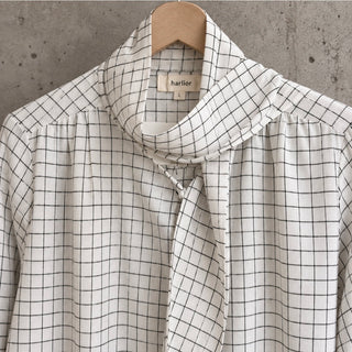 Chia White checked asymmetric bow blouse *NEW*