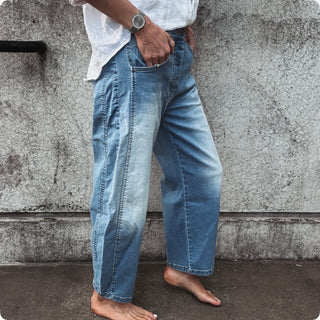 Light blue Boston barrel jeans *NEW*