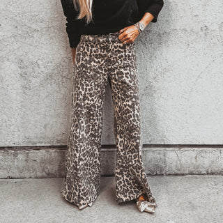 Leopard flared jeans *NEW*