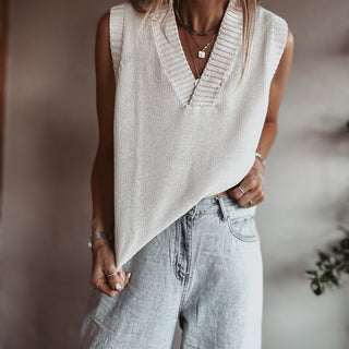 Rita VINTAGE WHITE knitted V tank *NEW*