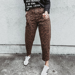 Slouchy Leopard jeans *NEW*