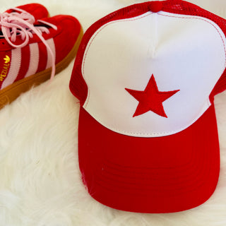 RED / WHITE STAR baseball cap *NEW*