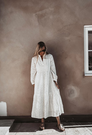 Broderie Anglaise vintage white dress