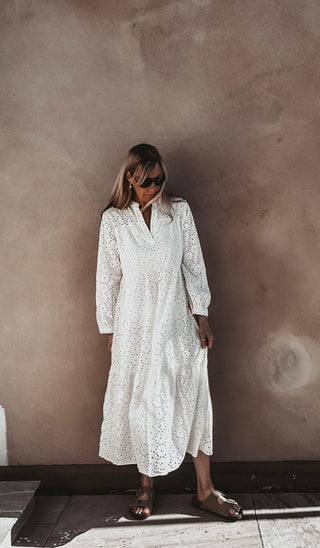 Broderie Anglaise vintage white dress