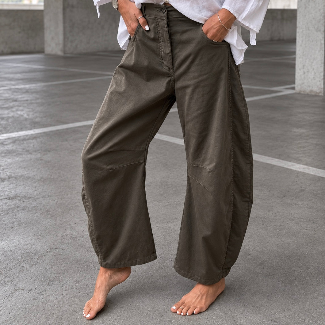 Taupe Barcelona barrel jeans *NEW*
