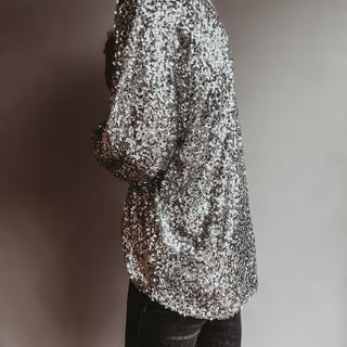 Relaxed Silver Sequin top *NEW*