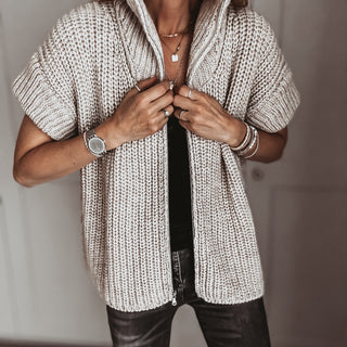 CREAM Zip knit *NEW*
