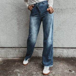 Flared raw hem jeans *NEW*