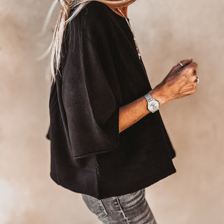 Livea BLACK sweater *NEW*