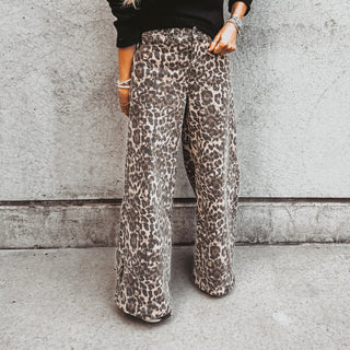 Leopard flared jeans *NEW*