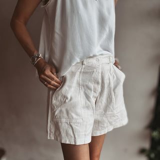 Cargo shorts CREAM *NEW*