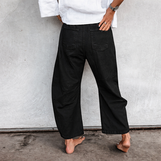 Black Boston barrel jeans *NEW*