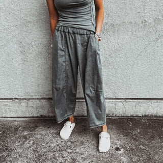 IBIZA TOWN parachute pants CHARCOAL GREY