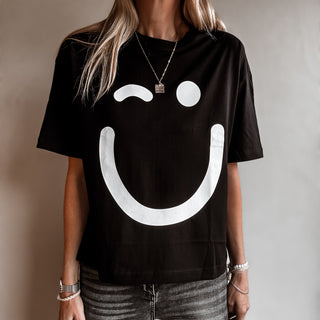 BLACK smiley t shirt *relaxed style* NEW