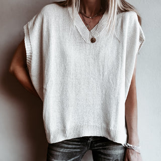Patia VINTAGE WHITE knitted V tank *NEW*