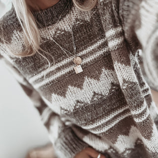 Brown zig zag slouchy jumper *NEW*