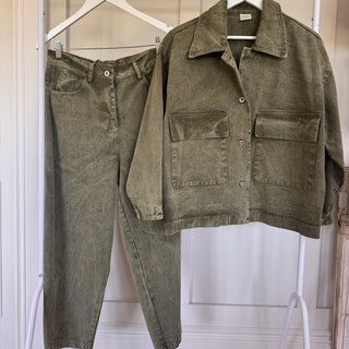 Washed olive tapered jeans *NEW*