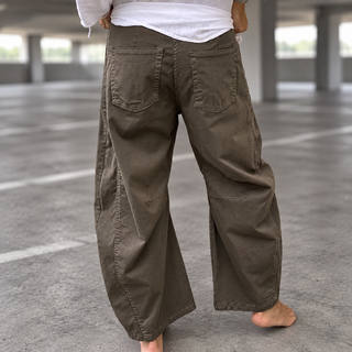 Taupe Barcelona barrel jeans *NEW*