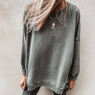 Olive oversized boyfriend sweatshirt *NEW*