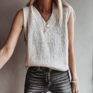 Fedora VINTAGE WHITE knitted V tank *NEW*