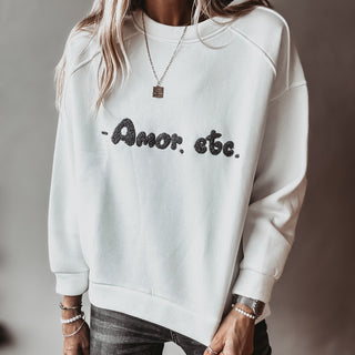 AMOR ETC white sweatshirt *NEW*