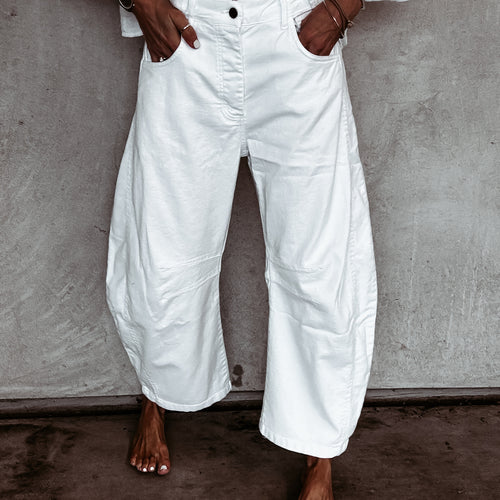 White Boston barrel jeans *NEW*