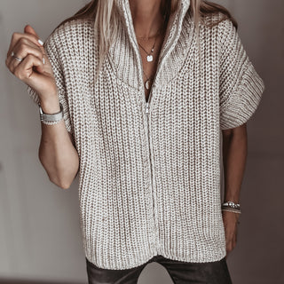 CREAM Zip knit *NEW*