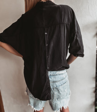 Caldera black button shirt *NEW*