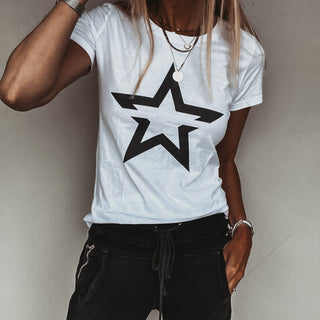 Striking star WHITE tee *fitted style* NEW