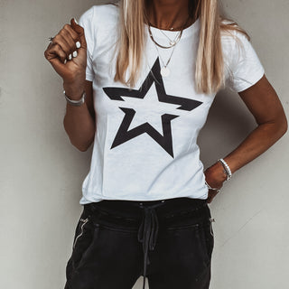 Striking star WHITE tee *fitted style* NEW