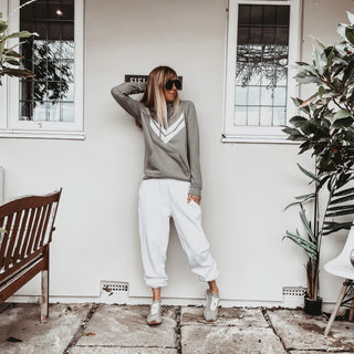 Light khaki hoody with white double chevron