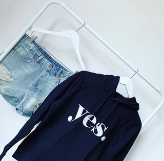 YES black hoody
