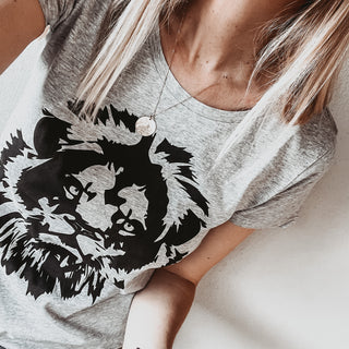 Black lion on grey tee