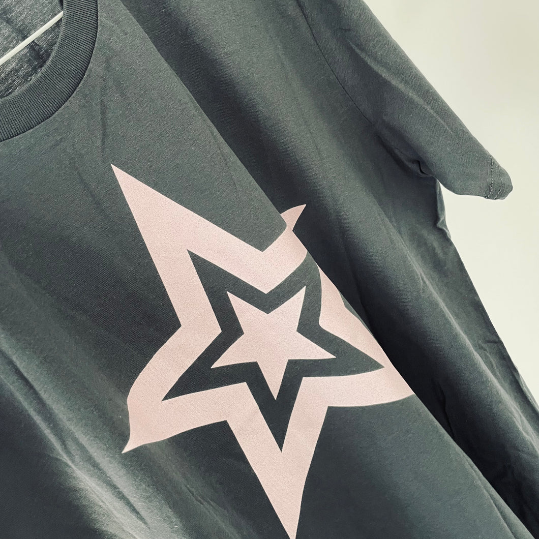 Pink star tee
