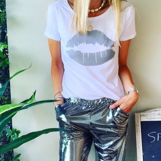 Grey lips white tee *just 2 extra large left*