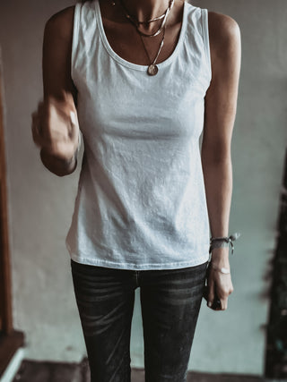 The perfect WHITE vest top! (Fab for layering over)