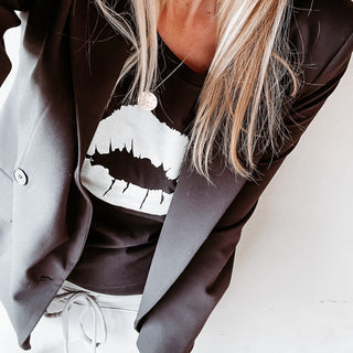 Boxy black lips tee *boxy relaxed fit*