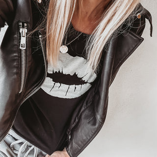 Grey lips black tee *now with added glitter!*